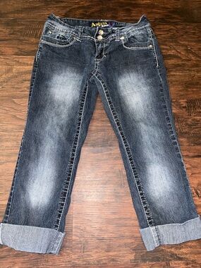 Angel Jeans Capri women’s size 7 shorts pants